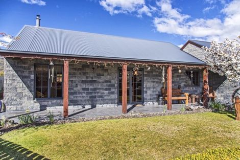 Photo of property in 98a Barry Avenue, Cromwell, 9310