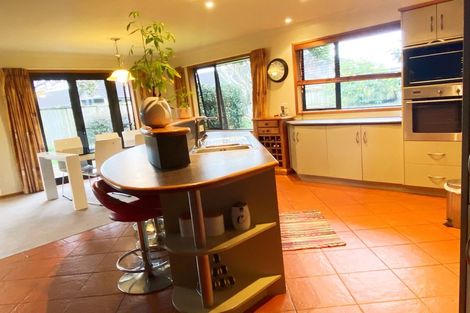 Photo of property in 16 Milbrook Place, Chartwell, Hamilton, 3210