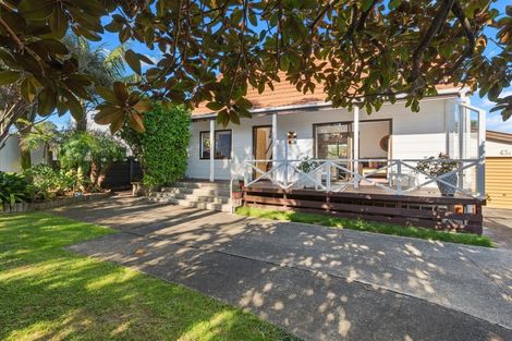 Photo of property in 43a Aramoana Avenue, Devonport, Auckland, 0624