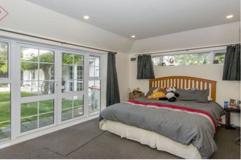 Photo of property in 2/244 Memorial Avenue, Burnside, Christchurch, 8053