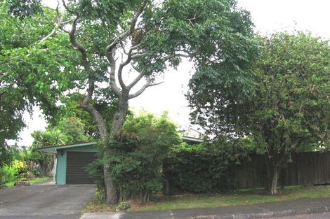 Photo of property in 6 Totara Grove, Hillcrest, Auckland, 0627