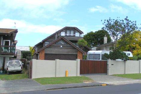 Photo of property in 2/317 Lake Road, Hauraki, Auckland, 0622