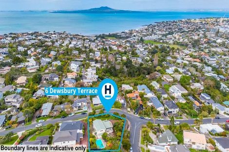 Photo of property in 6 Dewsbury Terrace, Castor Bay, Auckland, 0620
