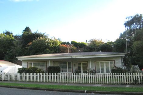 Photo of property in 22 Field Street, Silverstream, Upper Hutt, 5019
