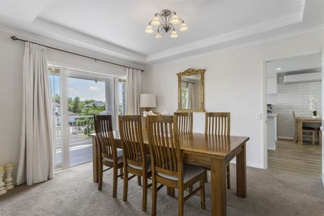 Photo of property in 24 Santa Ana Drive, Dannemora, Auckland, 2016
