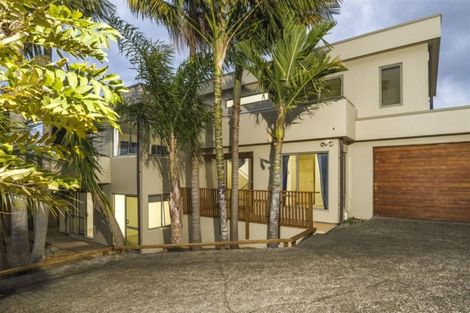 Photo of property in 1/9 Auld Street, Torbay, Auckland, 0630