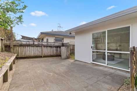Photo of property in 28 Sunvale Place, Gate Pa, Tauranga, 3112