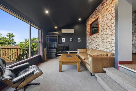 Photo of property in 105 Hornsey Road, Melrose, Wellington, 6023