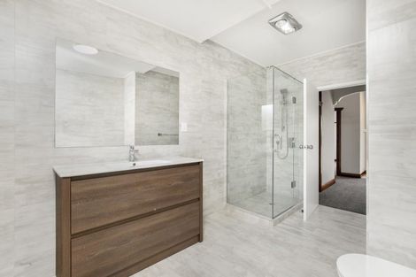 Photo of property in 55 Avenue Road, Otahuhu, Auckland, 1062