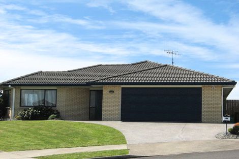 Photo of property in 27 Lysaght Place, Welcome Bay, Tauranga, 3112
