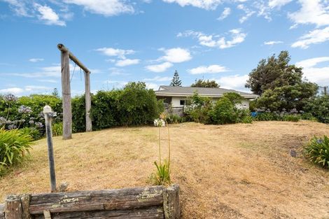 Photo of property in 37 Dixie Street, Te Horo Beach, Otaki, 5581