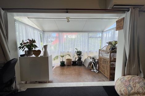 Photo of property in 4/7 Miro Street, New Lynn, Auckland, 0600