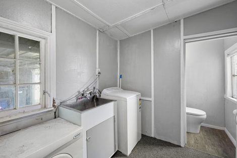 Photo of property in 15 Standish Street, Westown, New Plymouth, 4310