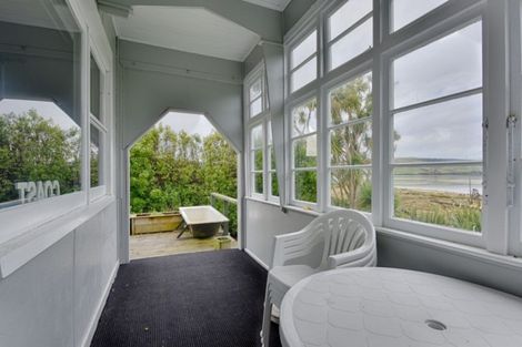 Photo of property in 17 Carrickfergus Street, Waikawa, Tokanui, 9884