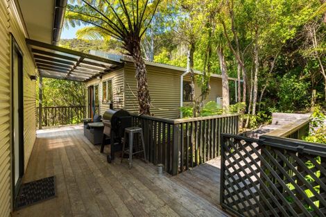Photo of property in 25 Sandy Bay Road, Black Rock, Marlborough Sounds, 7282