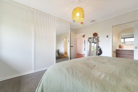 Photo of property in 102 Park Hill Road, Birkenhead, Auckland, 0626