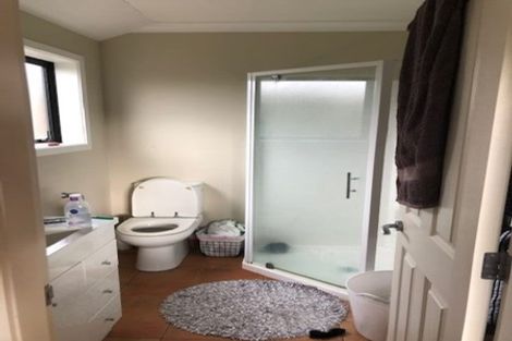 Photo of property in 5 Catlins Glen, Aotea, Porirua, 5024