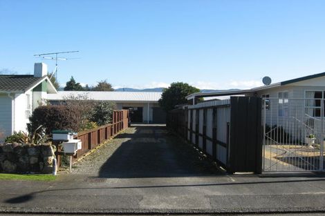 Photo of property in 6 Booth Street, Carterton, 5713