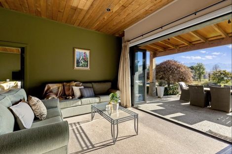 Photo of property in 73 Alec Robins Road, Lake Hayes, Queenstown, 9371