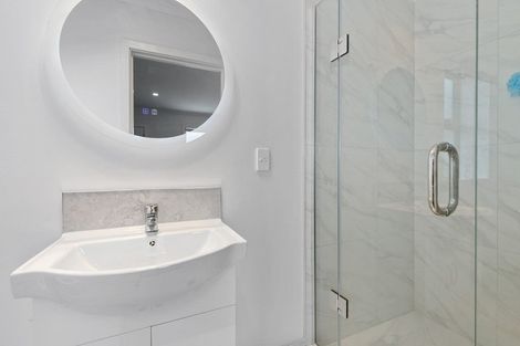 Photo of property in 2/29 May Street, Hamilton East, Hamilton, 3216