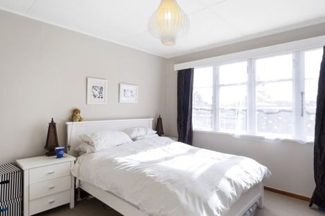 Photo of property in 99 Fairfield Road, Fairfield, Hamilton, 3214