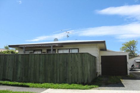 Photo of property in 2/27 Ranui Road, Stoke, Nelson, 7011