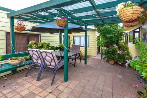 Photo of property in 216 Given Avenue, Whangamata, 3620