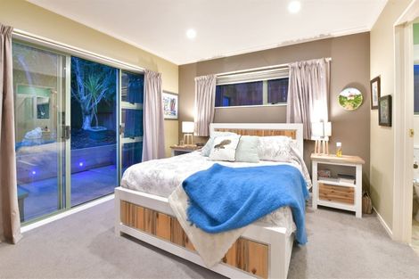 Photo of property in 87 Alec Craig Way, Gulf Harbour, Whangaparaoa, 0930