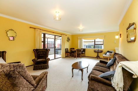 Photo of property in 6 Holsworthy Road, Lower Vogeltown, New Plymouth, 4310