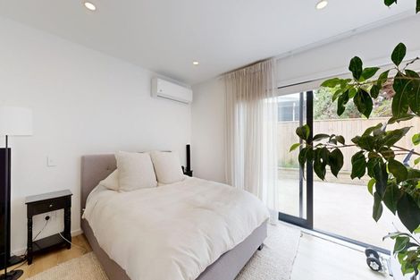 Photo of property in 8 Atlanta Grove, Brooklyn, Wellington, 6021