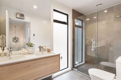 Photo of property in 3c Dalleys Lane, Lyttelton, 8082