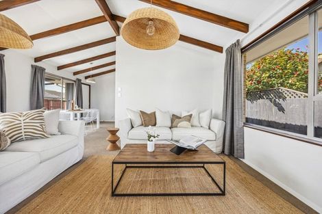 Photo of property in 5 Betula Place, Parklands, Christchurch, 8083