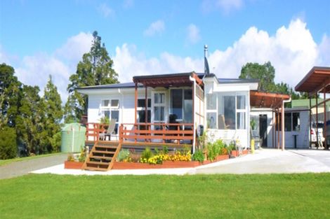Photo of property in 629e Owhiwa Road, Parua Bay, Onerahi, 0192