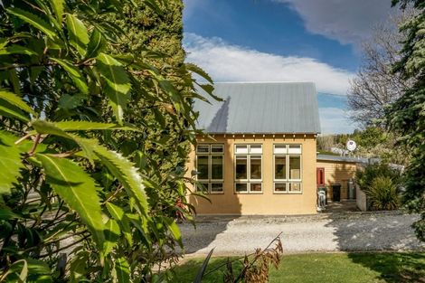 Photo of property in 9125 Hyde-middlemarch Road, Hyde, Ranfurly, 9397