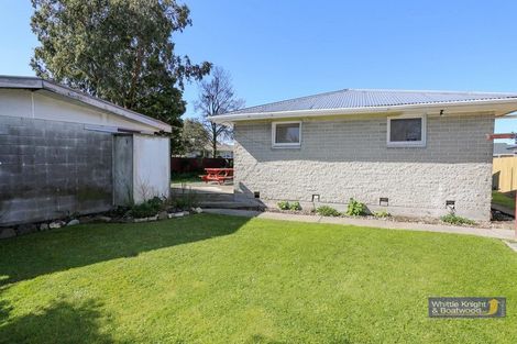 Photo of property in 19 Ian Place, Bishopdale, Christchurch, 8053