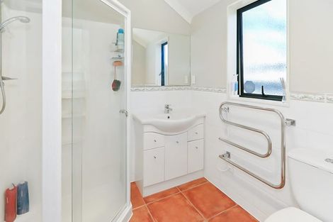 Photo of property in 23 Admiral Crescent, Flagstaff, Hamilton, 3210