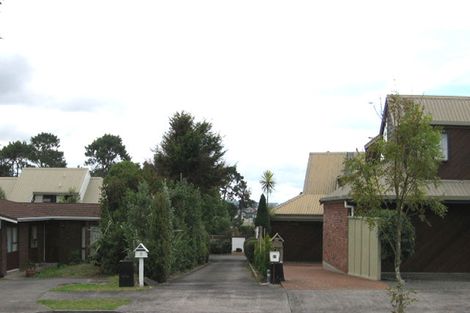 Photo of property in 13 Monet Grove, West Harbour, Auckland, 0618