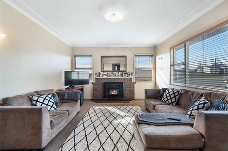 Photo of property in 52 Vera Road, Te Atatu South, Auckland, 0610