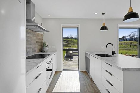 Photo of property in 197a Turuturu Road, Hawera, 4674