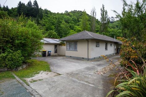 Photo of property in 27 Mill Street, Maitai, Nelson, 7010