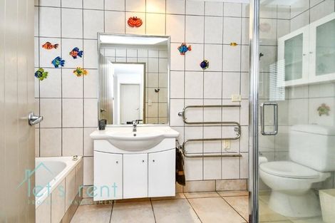 Photo of property in 62 Mt Lebanon Crescent, The Gardens, Auckland, 2105