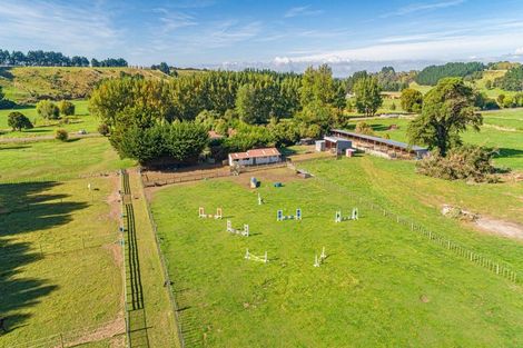 Photo of property in 179 Leedstown Road, Hunterville, Marton, 4787