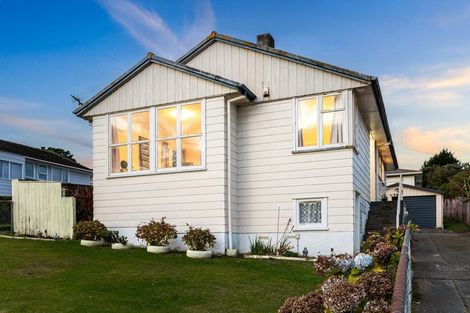 Photo of property in 192 Warspite Avenue, Waitangirua, Porirua, 5024