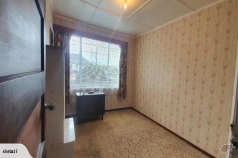 Photo of property in 17 Burcham Street, Taita, Lower Hutt, 5011