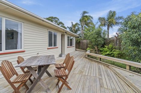 Photo of property in 5 Andrew Road, Howick, Auckland, 2010