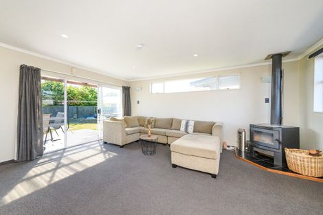 Photo of property in 25 Seaforth Avenue, Milson, Palmerston North, 4414