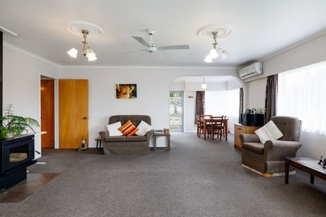 Photo of property in 30 Chaucer Street, Leamington, Cambridge, 3432