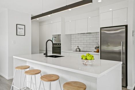 Photo of property in 11 Donnelly Street, Oakura, 4314