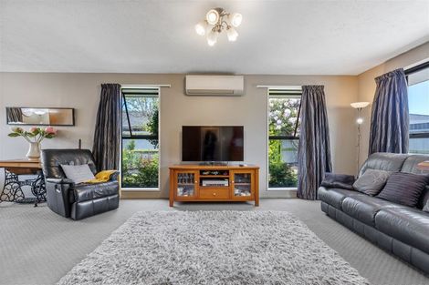 Photo of property in 2/151 Northcote Road, Northcote, Christchurch, 8052