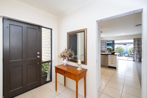 Photo of property in 3 Waitaha Place, Clive, 4102